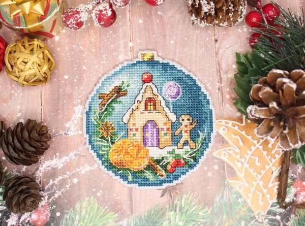 Broderisett Plastic Canvas MP Studia "Juletrekule. Pepperkakehus" 9x10 cm