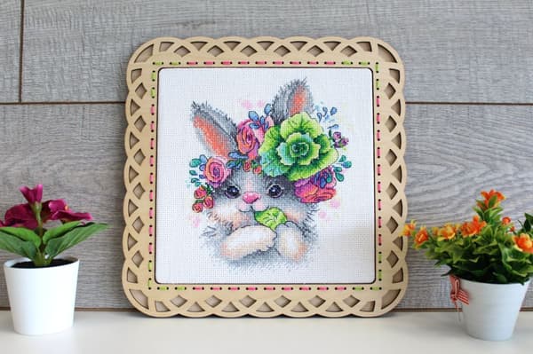 Broderikit MP Studia "Charmig kanin" 16x19 cm