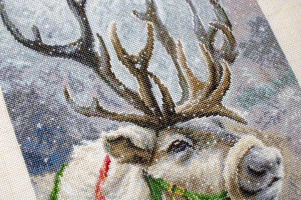 Broderikit Luca-S B598 - "Julhjort" 21x30 cm