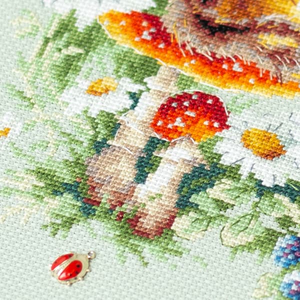 Broderikit Magic Needle "Englehistorier. Jordegern" 26 x 26 cm