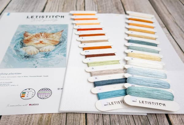 Broderikit LetiStitch L9931 - "Plaskende leg"