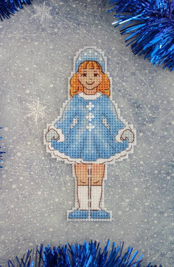 Broderikit plastic canvas MP Studia "Jul. Snöflingeflicka" 6x12 cm