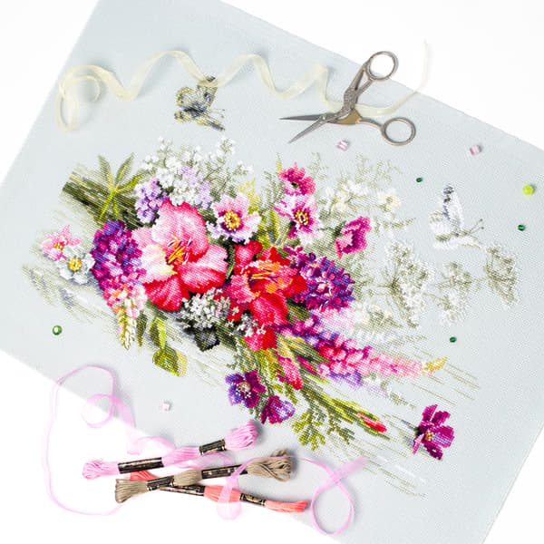 Broderikit Magic Needle "Landbuket" 40 x 25 cm
