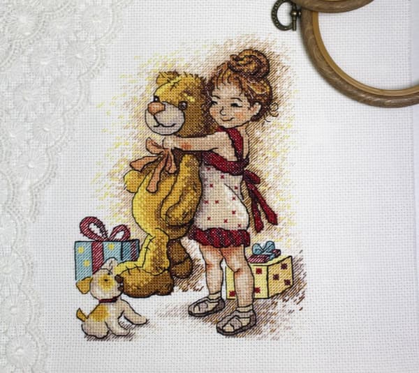 Broderikit MP Studia "Pige med bjørn" 15x21 cm