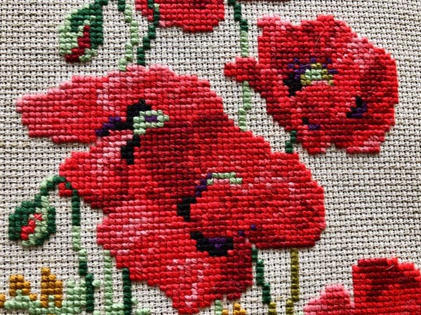 Broderikit Riolis "Vilda vallmo" 21x30 cm