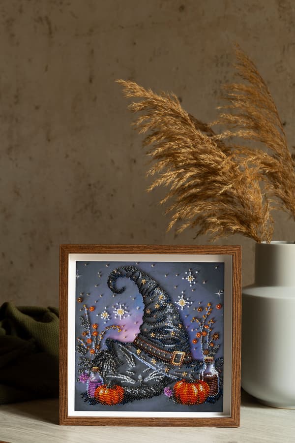 Perlebroderi Abris Art "Heksens drøm" 20x20cm