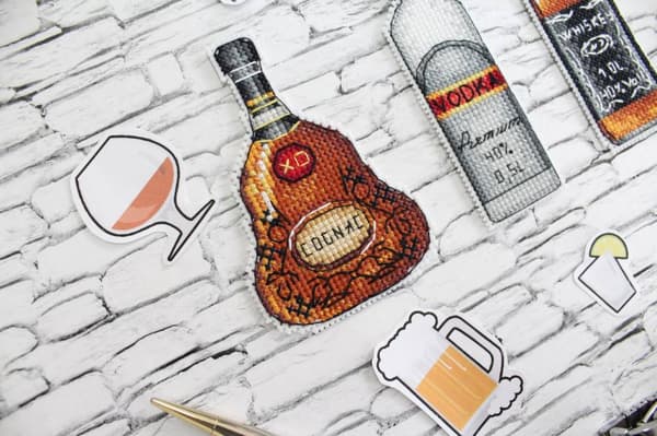 Broderikit Plastik Canvas MP Studia "Aperitif" 3x10 cm