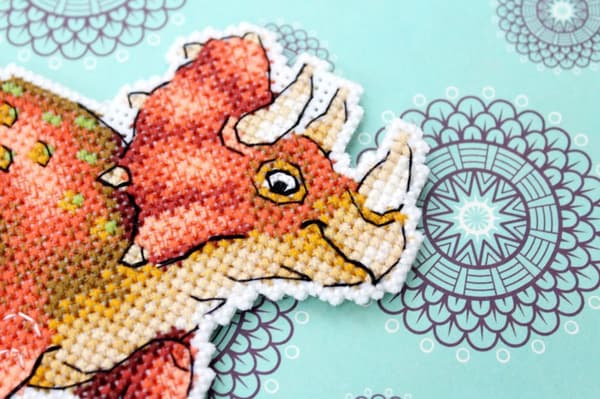 Broderikit plastic canvas MP Studia "Dinosaurier" 12x9 cm