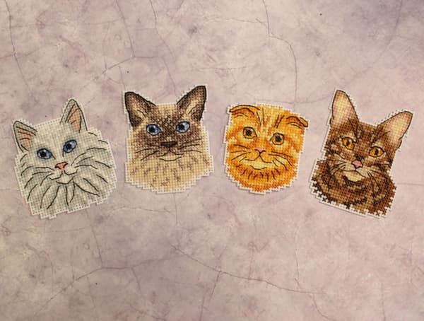 Broderisett Plastic Canvas MP Studia "Katter" 7x6 cm
