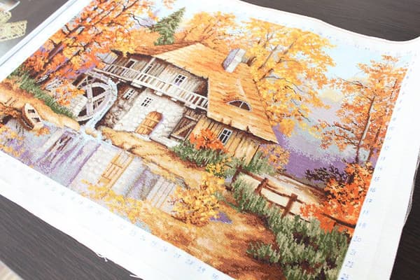 Broderikit Petit point Luca-S "Efterårslandskab" 37x26 cm