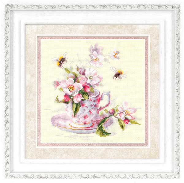 Broderisett Magic Needle "Kopp og epleblomst" 21x21 cm