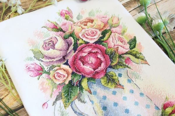 Broderikit MP Studia "Buket med fine roser" 21x29 cm