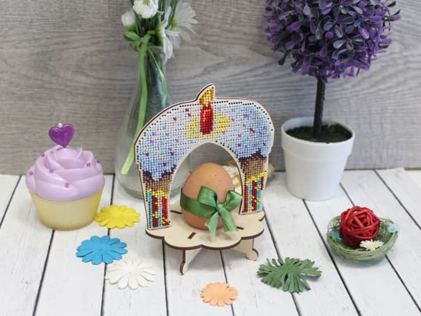 Broderikit med perler MP Studia "Påskeegg - Påskekake" 12x14 cm