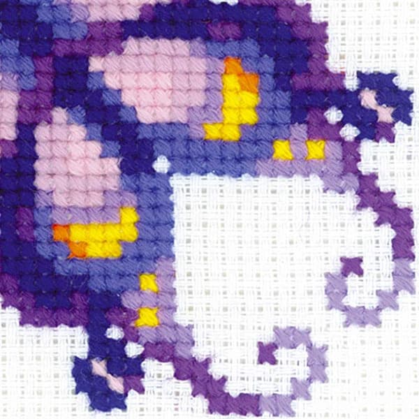 Broderikit Riolis "Ametist­sommerfugl" 13x13 cm
