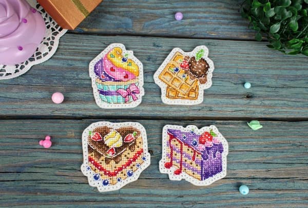 Broderikit MP Studia "Dessert - Ikoner. Magneter" 6x6cm