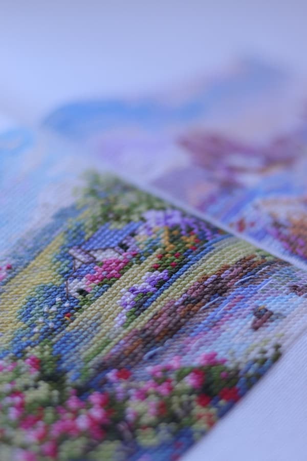 Broderikit Merejka K-268A - "Forår" 11.5x11.5 cm