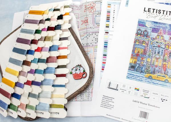 Broderikit LetiStitch L8076 - "Vinterbyhus" 21x30 cm