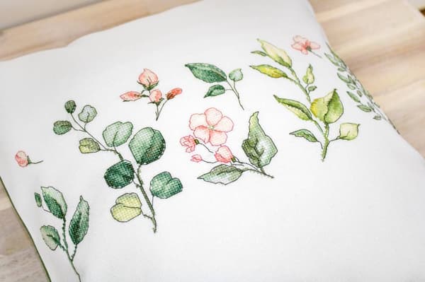 Broderikit Luca-S PB201 - "Blomster" 40x40 cm