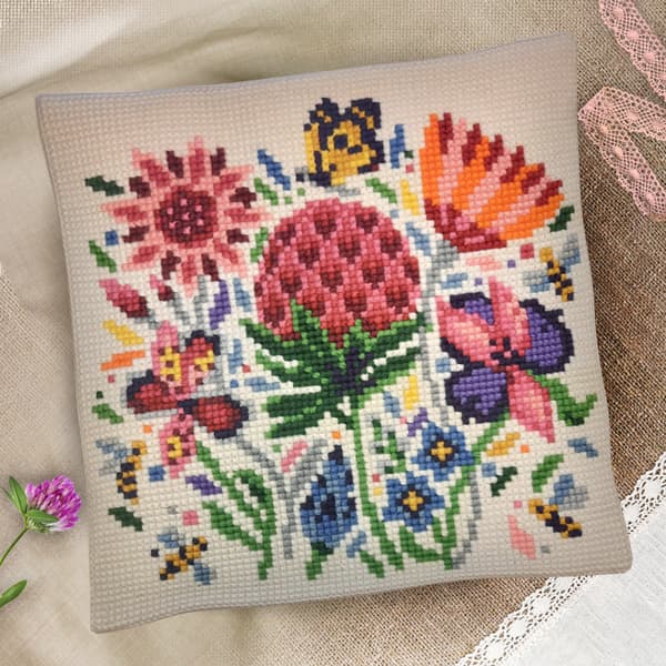 Broderisett Pute Collection D`Art 5464 - "Engkløver" 40x40 cm