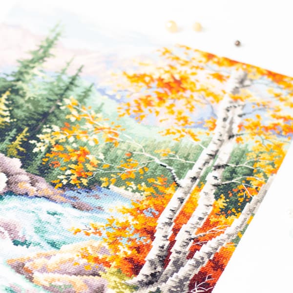 Broderikit Magic Needle "Bjergbæk" 27x40 cm