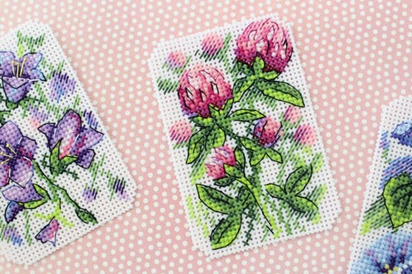 Broderikit Plastik Canvas MP Studia "Blomstersymfoni" 6x10 cm