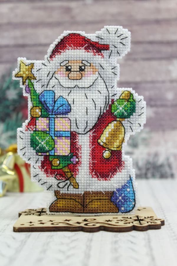 Broderikit plastic canvas MP Studia "Festlig gäst" 10x13 cm