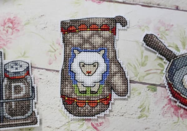 Broderikit plastic canvas MP Studia "Smaklig måltid" 6x9 cm