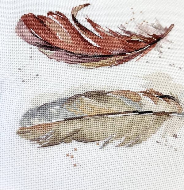 Broderikit Oven "Fjer" 17x22 cm