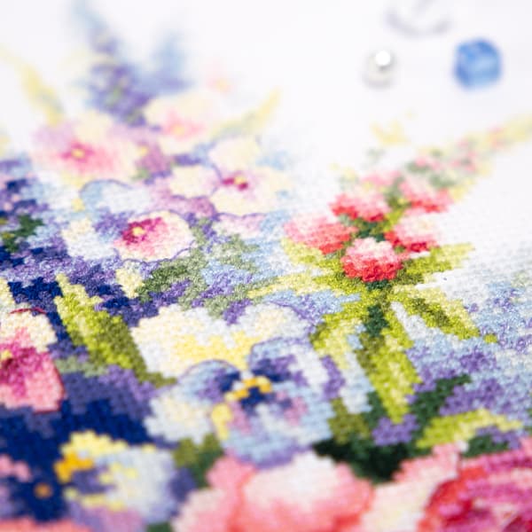 Broderikit Magic Needle "Bukett med bujor" 19x26 cm