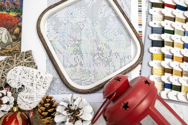 Broderisett LetiStitch L9952 - "Jesusbarnet" 23x32 cm