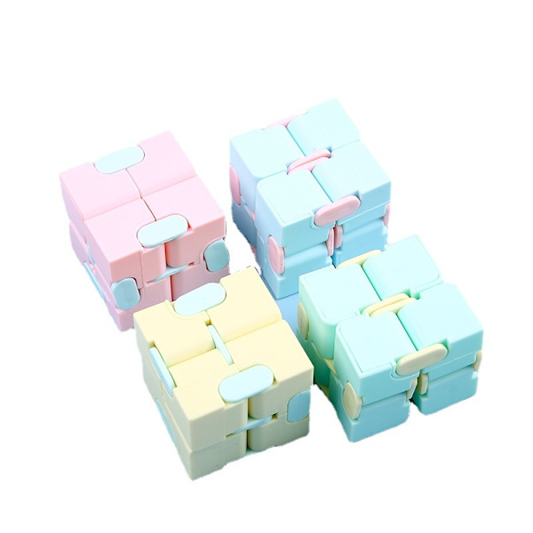 4 st Flip Pocket Finger Cube Decompression Pedagogiska Leksaker