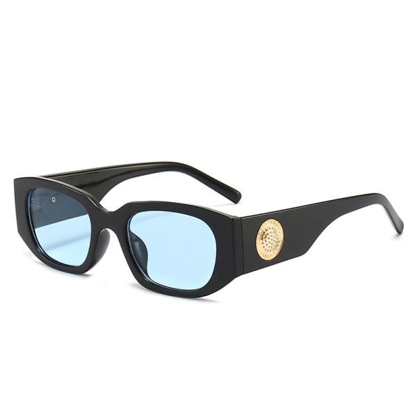 Fashion ocean slice solglasögon Vindtrend gatufoto små fyrkantiga solglasögon med ram Powder frame with grey pieces