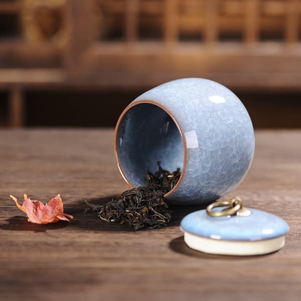 Vihreä keraaminen miniuurna 170 ml