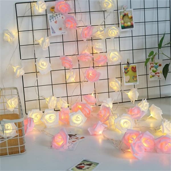 Roseformede lyslenker 20 LED batteridrevne roser varmhvit