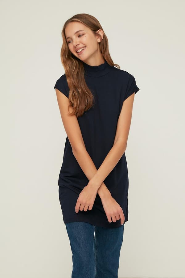 Trendyol Modest Modest Tunika Enkel Ståkrage Standardärm Basic Navy Blue 2XL