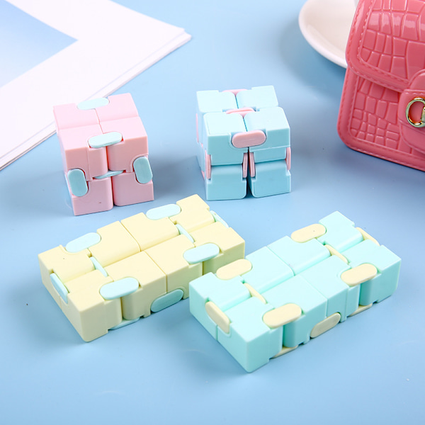 4 st Flip Pocket Finger Cube Decompression Pedagogiska Leksaker