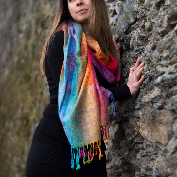 Regnbågens scarf för kvinnor