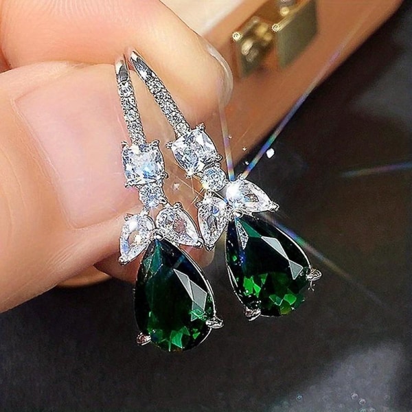Utsökt droppform grön ädelsten 925 Silverpläterad krok Dangle örhängen för kvinnor Bröllopsörhängen Smycken