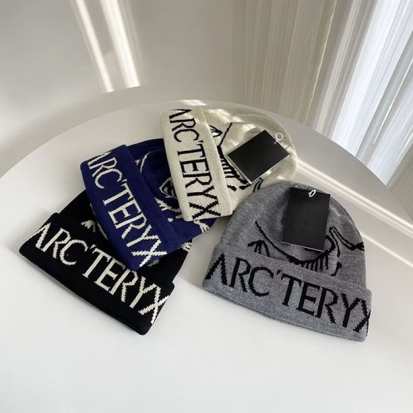 Arcteryx Utomhus Höst Och Vinter Varm Ski Öronskydd Vild Mode Stickad Mössa Blue