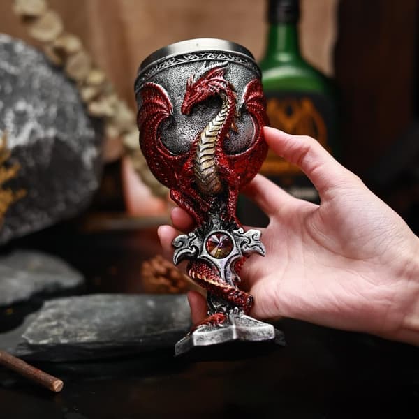 Dragebeger i rustfritt stål Dungeons and Dragon-gave til menn, 2 dl kalkvinbeger Kors Middelaldersk drikkekopp Gotisk D&D-beger Halloween A