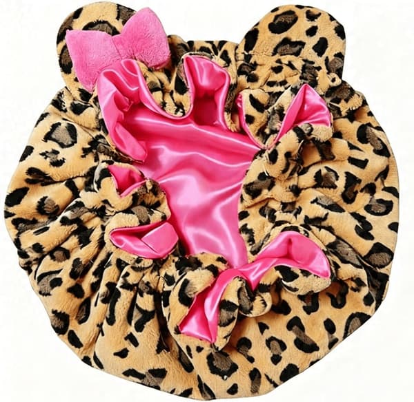 Sød Leopardprint Teddy Bonnet Sovehætte til Kvinder Blød Satinforet Spa Hårbånd med Sløjfe til Hårbeskyttelse