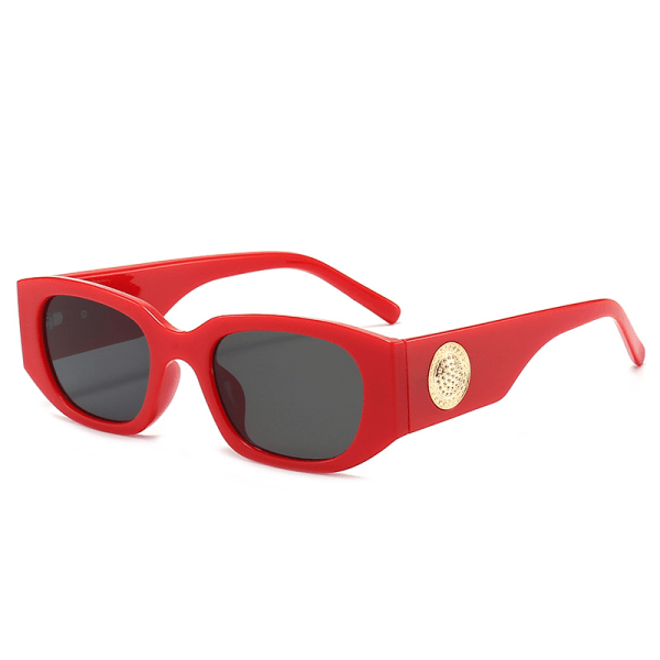 Fashion ocean slice solglasögon Vindtrend gatufoto små fyrkantiga solglasögon med ram Red frame black gray piece