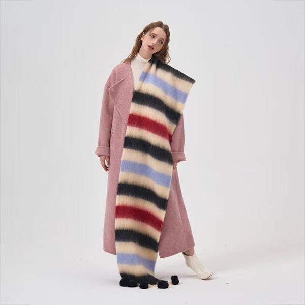 Randig sjalpälsbollscarf B