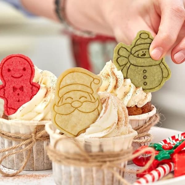 8-delt 3D-pepperkakeformsett til jul – Juleformede utstikkere for fondant, kjeks og kakepynt