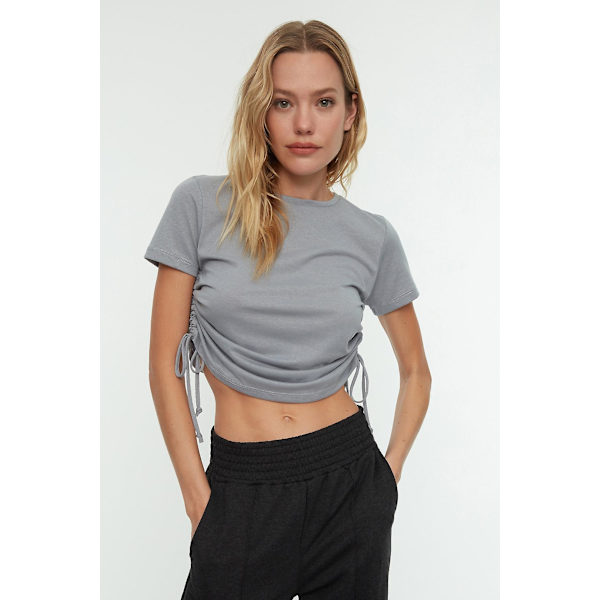 Trendyol T-shirt Enkel rundringning Standardärm Basic Grey M