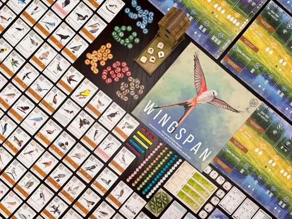 Stonemaier Games: Wingspan av Elizabeth Hargrave