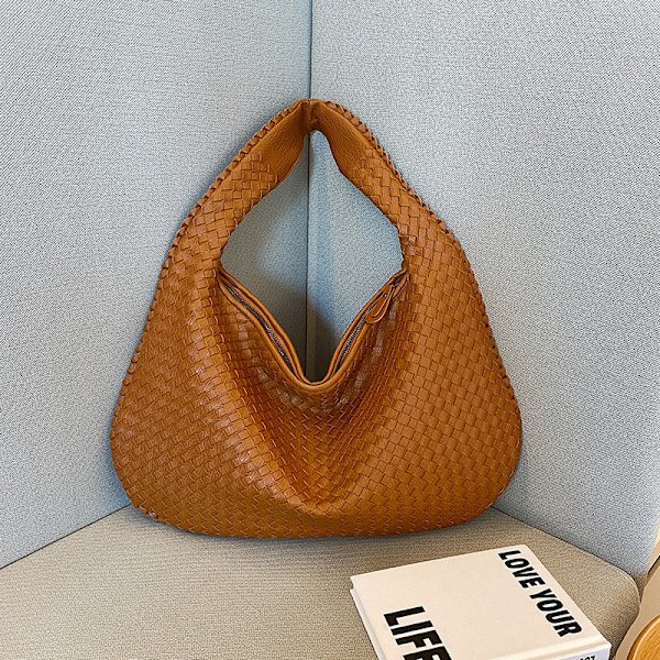 Handväska Designer vävd högkvalitativ axelväska för kvinnor Lyxigt läder Handväska med stor kapacitet Casual handväska för kvinnor brown