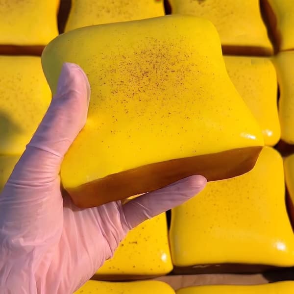 2 stk. brødsmør Squishy sensorisk fidget-legetøj, stress- og angstlindrende langsomt stigende Squishy-legetøj realistisk klemmebrød til børn og voksne, ideelt til