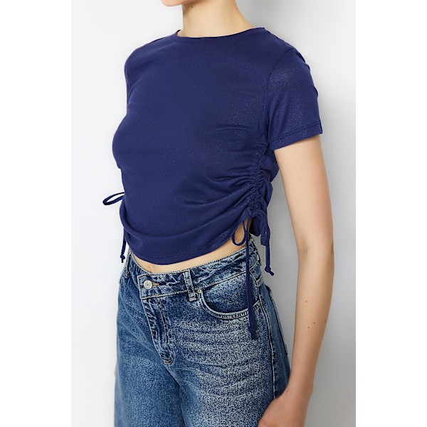 Trendyol T-shirt Enkel rundringning Standardärm Basic Navy Blue L