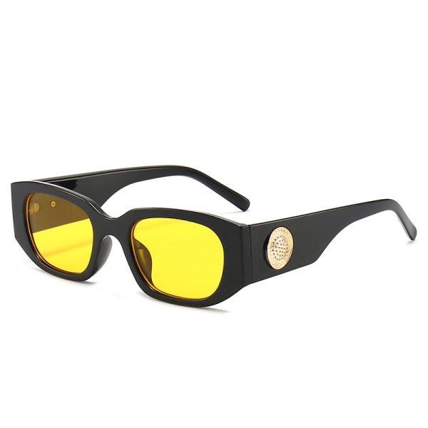 Fashion ocean slice solglasögon Vindtrend gatufoto små fyrkantiga solglasögon med ram Blue frame black gray piece